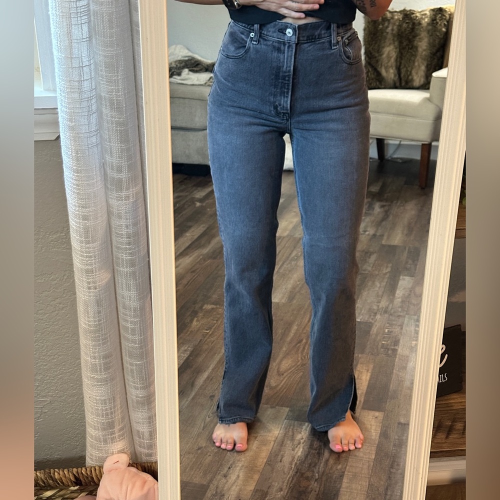 Abercrombie the 90’s Straight Ultra High Rise Jeans